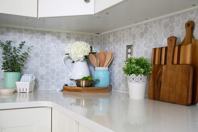 Tiny Kitchen. Big Impact — DIY DARLING