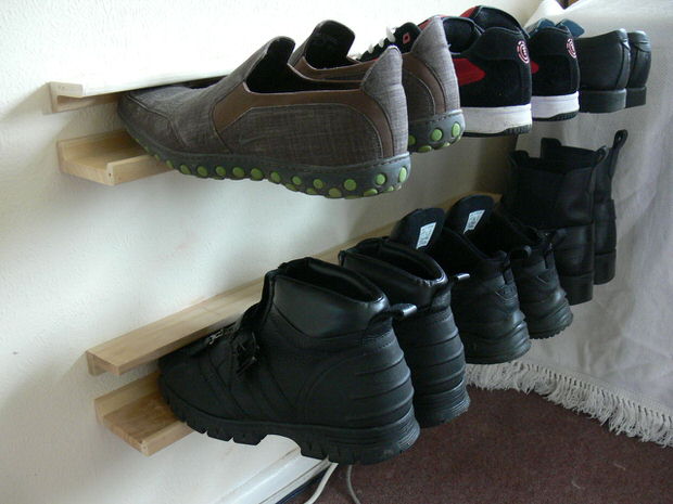 Closet Hacks - Cheap Shoe Storage in 1 Minute : 4 Steps (with Pictures) -  Instructables
