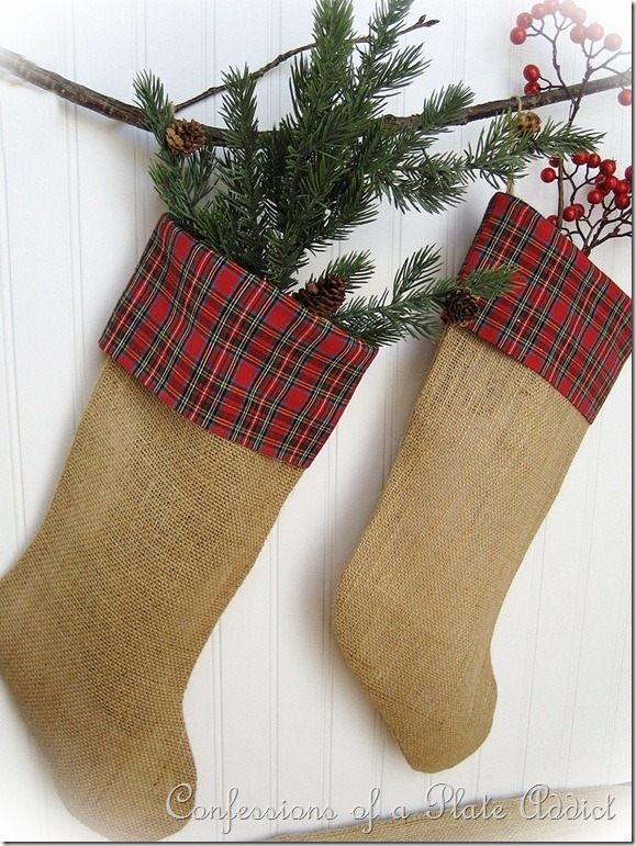 https://www.ohmeohmyblog.com/wp-content/uploads/2017/10/Buffalo-check-and-plaid-Christmas-projects-6.jpg