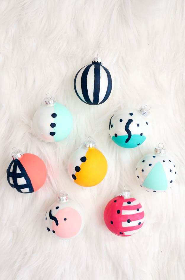 How to Make Marbled Ornaments - A Kailo Chic Life