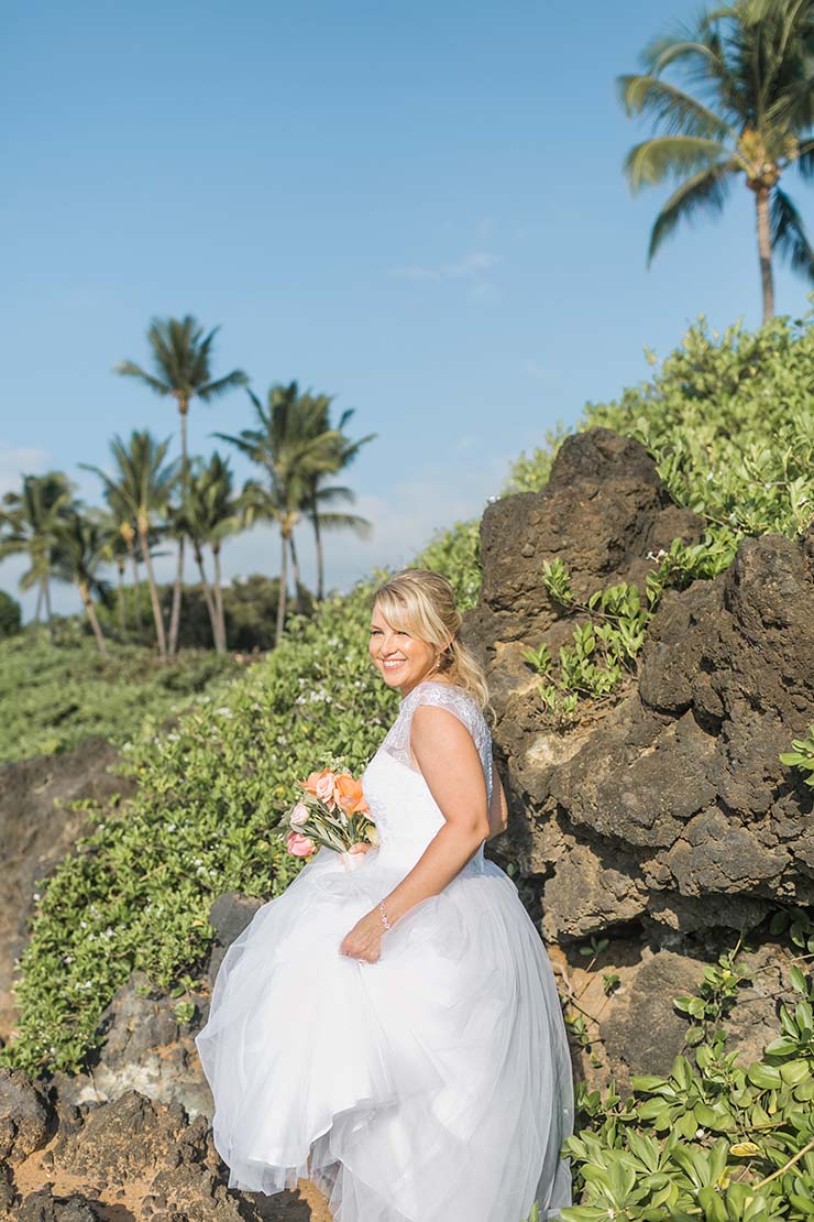 A Beautiful Intimate Wedding On The Beaches Of Maui Ohmeohmy Blog