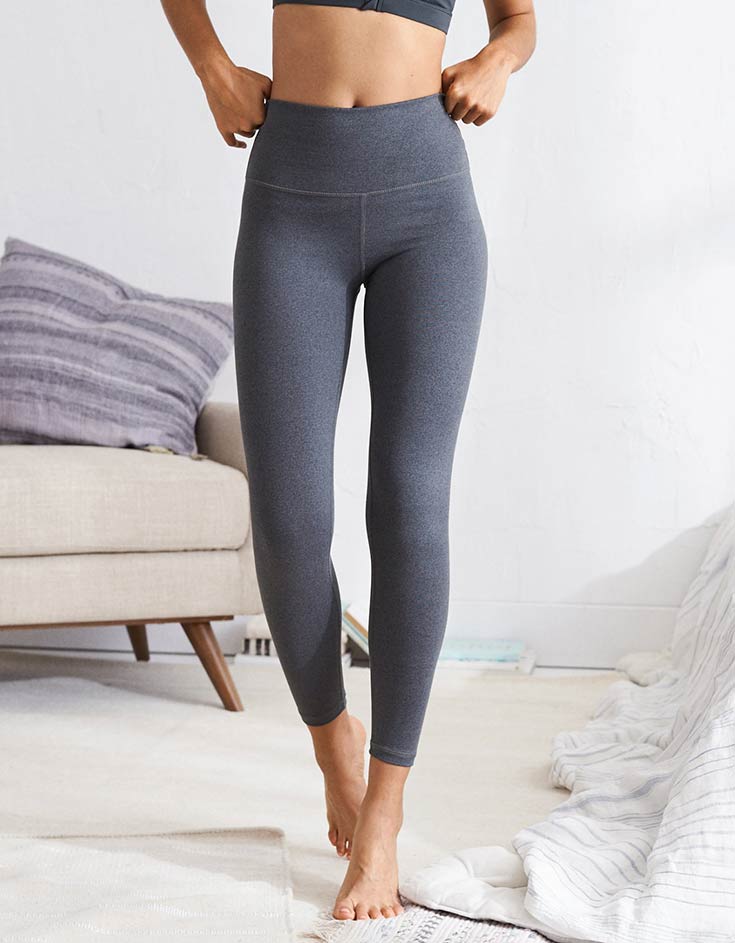 does lululemon replace leggings with holes